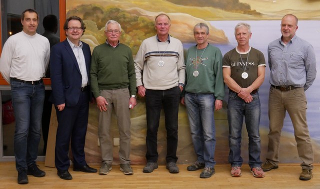 Ehrung von Hannes Hingst, Hans Niederhuber und Arnold Fischer (von links)