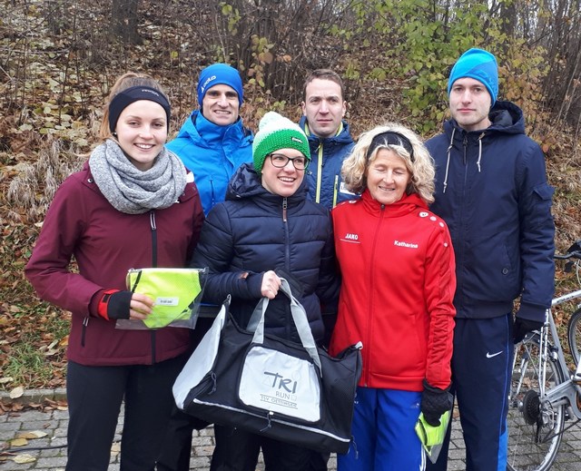 von links Mirka Sonntag, Andreas Beck, Theresa Wild, Tobias Gröbl, Katharina Kaufmann, Mario Leser